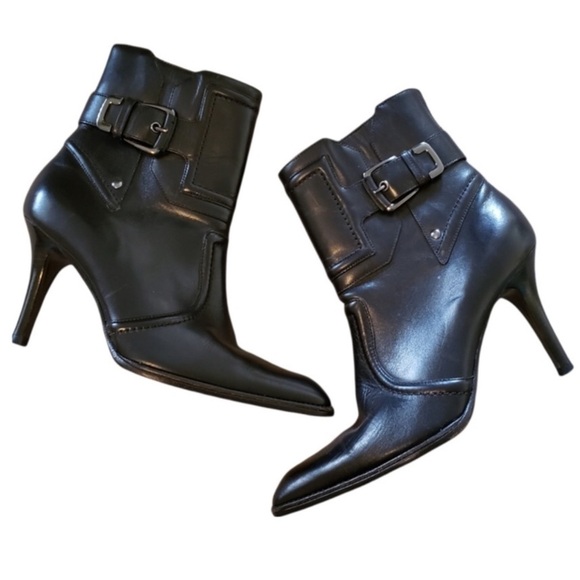 Cole Haan black leather ankle boots with buckle detail Size 6.5 - Picture 1 of 11